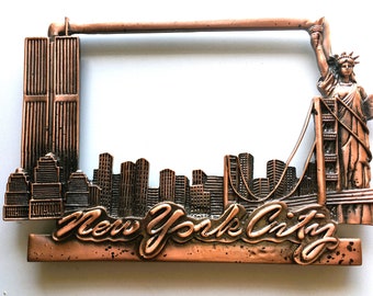 Vintage New York City Souvenir Picture Frame|NYC Landmarks|Memories of the Twin Towers|World Trade Center|GW Bridge|Statue of Liberty