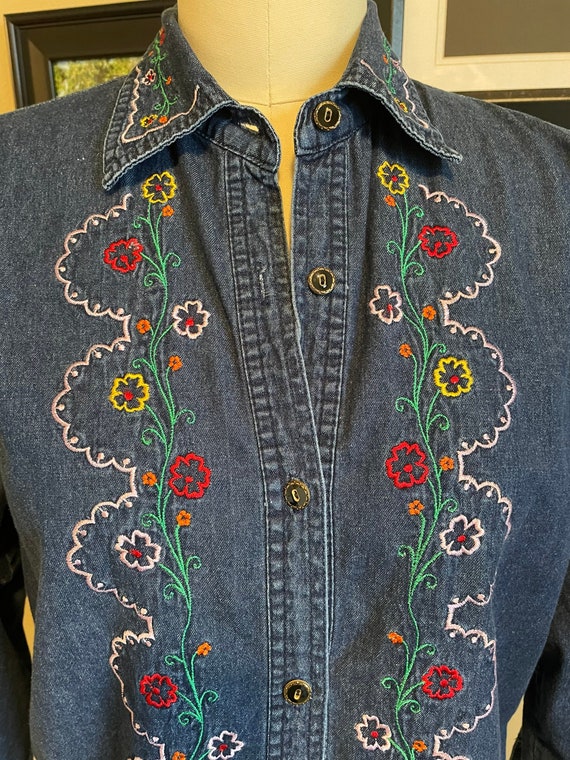 Vintage Denim Embroidered Long Sleeve Ladies Shir… - image 3