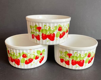 Vintage Strawberry Custard Bowls, Set of Three