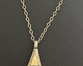 Native American Southwest Tear Drop Pendant Turquoise Coral Oyster Spring Clasp