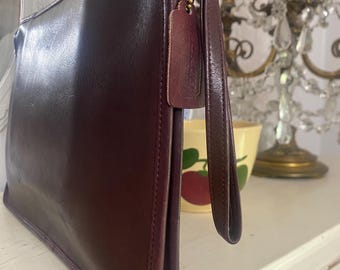 Coach Vintage Brown Clutch Top Zipper 9126 with Hang Tag Made in New York City