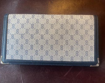 Gucci Navy Logo Wallet Card Slots