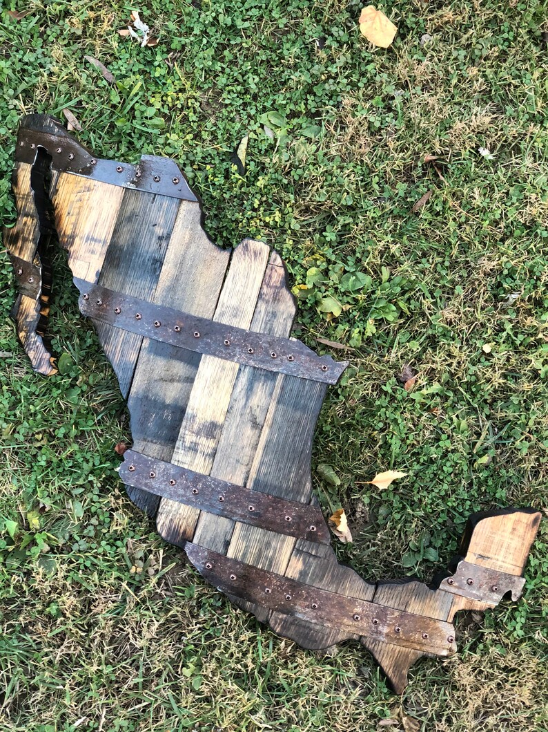 3\u2019 Mexico Bourbon Barrel wood cutout with rings