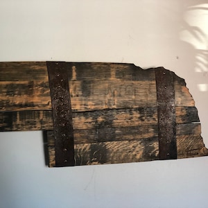 2&#39; Nebraska State Bourbon Barrel Wood Cutout with Rings