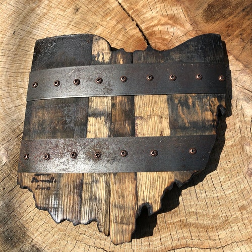 Découpage en bois de baril de bourbon de l'État de l'Ohio de 1 pi avec anneaux