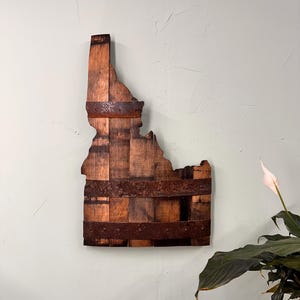 2&#39; Idaho State Bourbon Barrel Wood Cutout with Rings