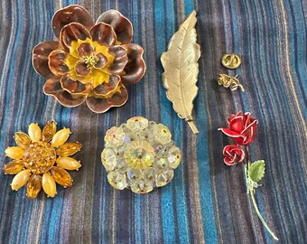 Vintage Brooch Pin Lot of 7