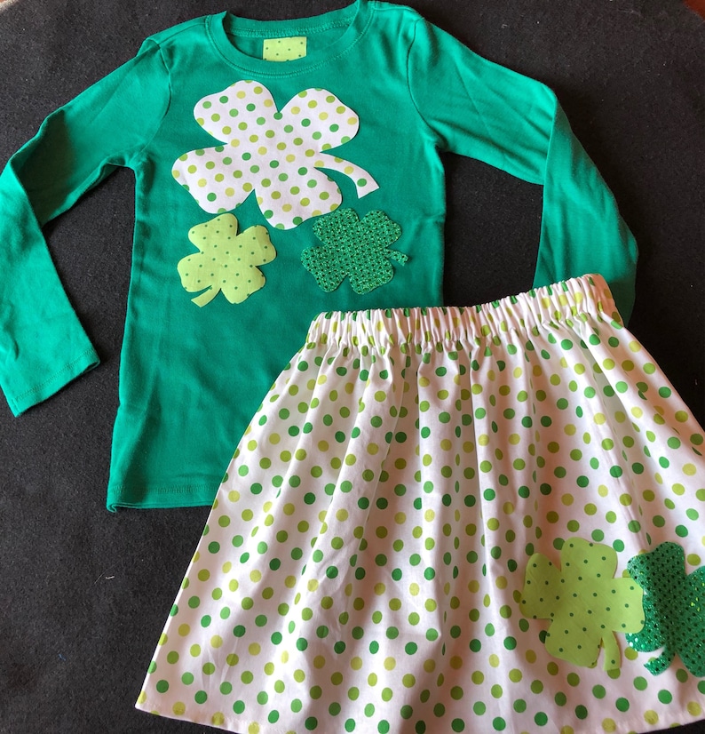 Custom St Patrick/'s Day outfit appliqued 4 leaf clover shirt and matching polka dot print twirly skirt with clovers