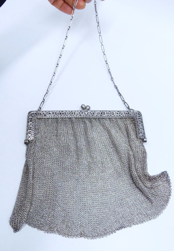 Antique marked sterling silver mesh handbag  220 g