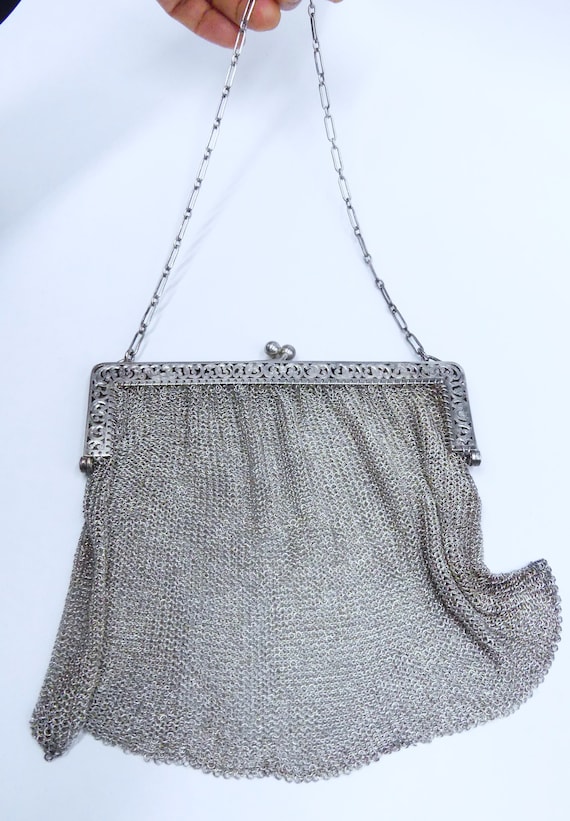 Antique marked sterling silver mesh handbag  220 g