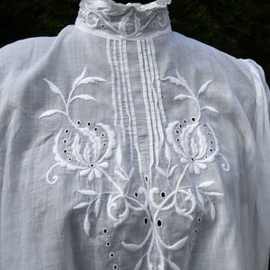 Antique 1910&#39;s cotton & lace lady Edwardian long sleeves blouse color ecru （ D