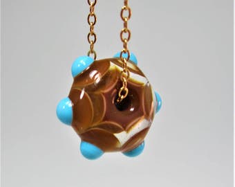 Vintage metal chain and art glass pendant necklace