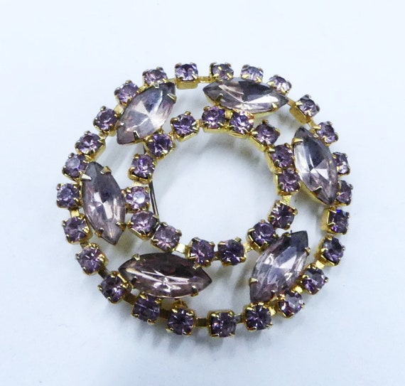 Vintage gold tone & light purple rhinestone round… - image 3