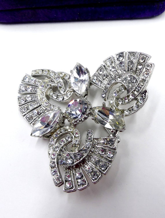 Vintage silver tone & clear rhinestone pin brooch - image 4