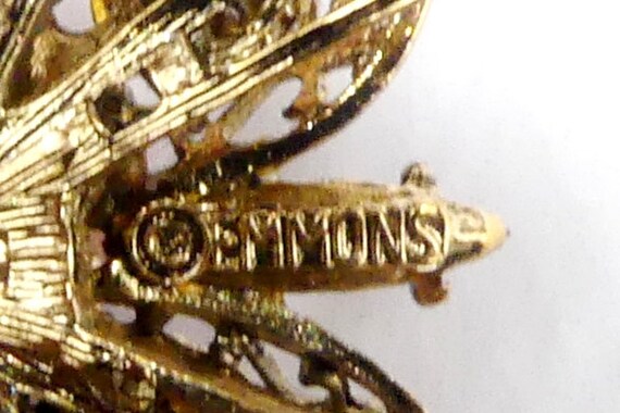 Vintage large signed Emmons gold tone filigree & … - image 7