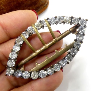 Antique 3 prong silver tone claw set clear glass diamante belt buckle