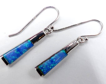 Solid 925 Sterling Silver Blue Dichroic Glass Threaded Earrings 45mm x 10mm Solid 925 Sterling Silver Blue Dichroic Glass Threaded Earrings 45mm x 10mm