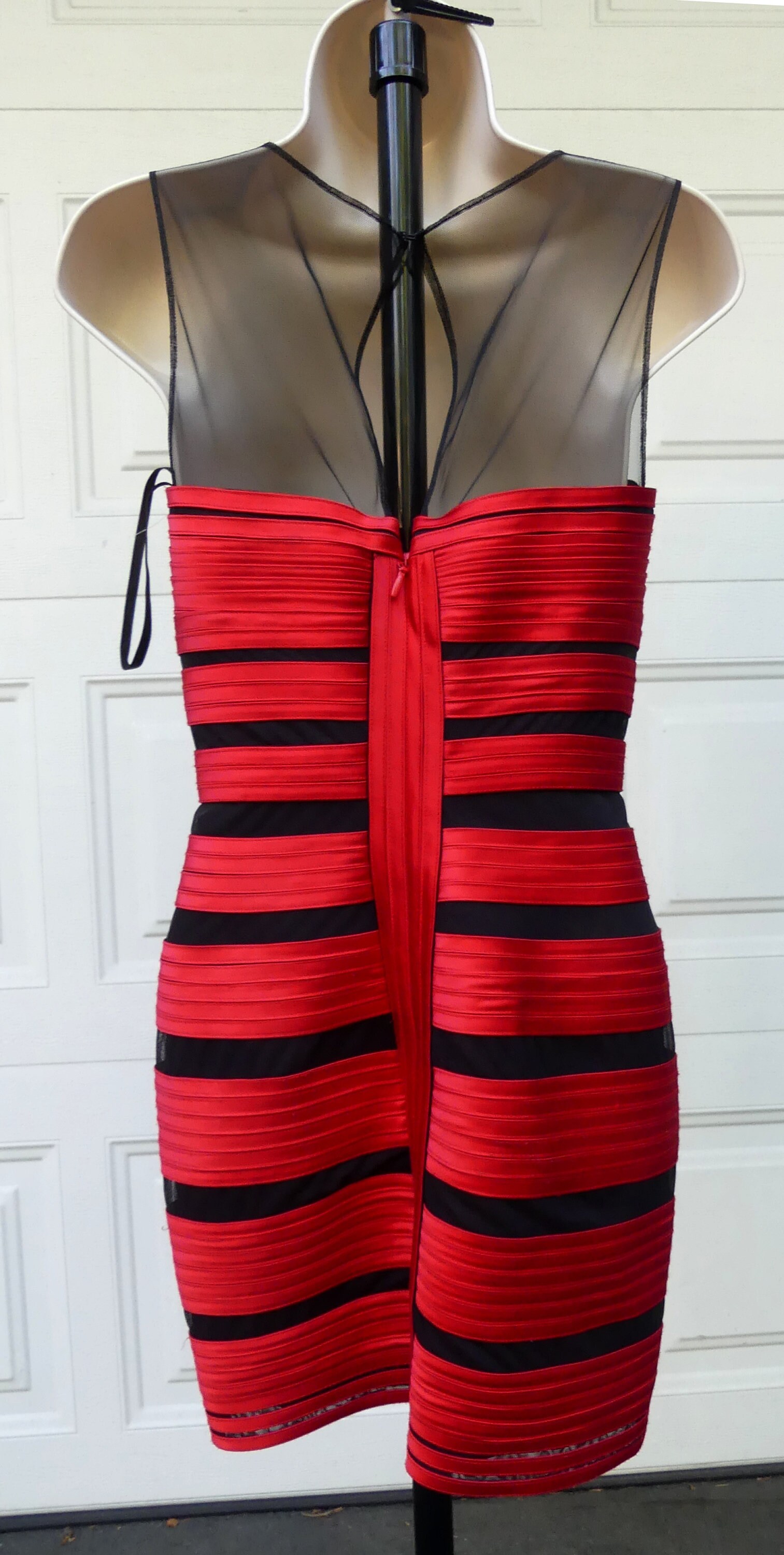Bcbg red hotsell cocktail dress