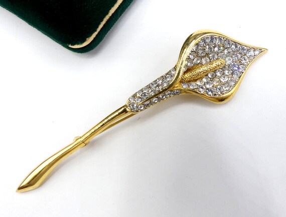 Calla lily cheap brooch