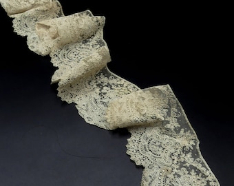 Antique 19th C Brussels lace trim color cream ivory 1 yard 9” x 3”3/4