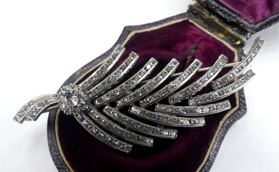 Antique vintage fine silver tone & rhinestone feather shape pin/brooch