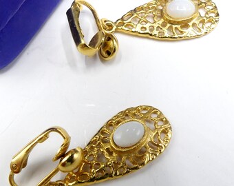 Vintage fold tone & faux opal screw back earrings