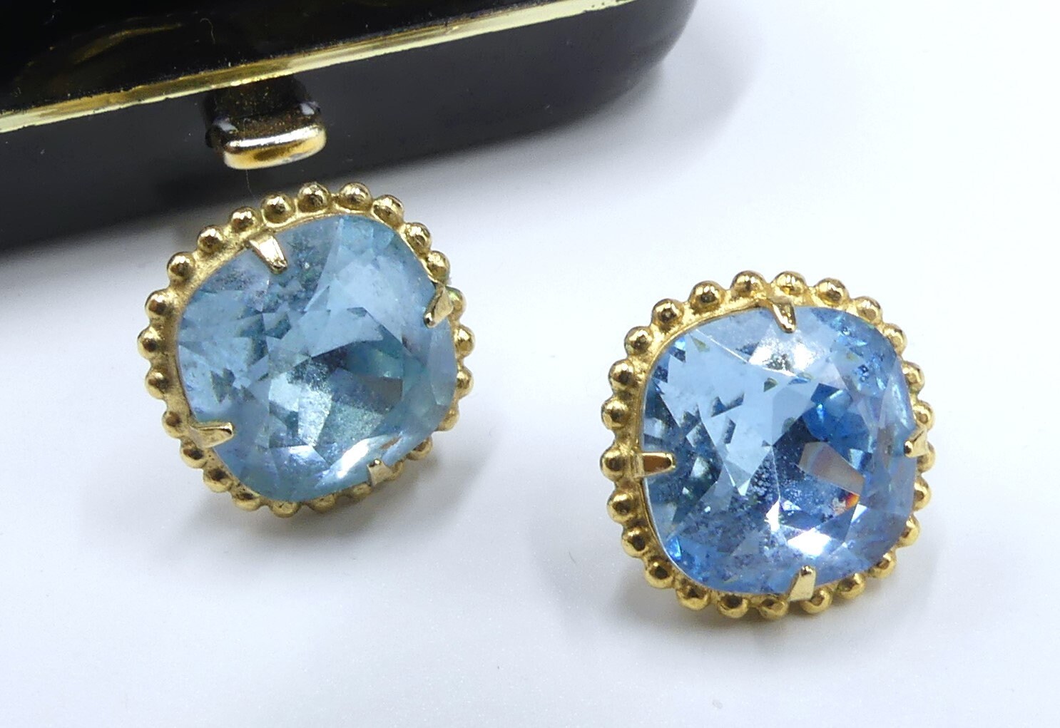 Sorrelli earrings hotsell studs