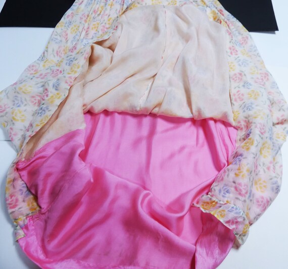Vintage 30's cotton/silk lady dress color ivory/ … - image 9