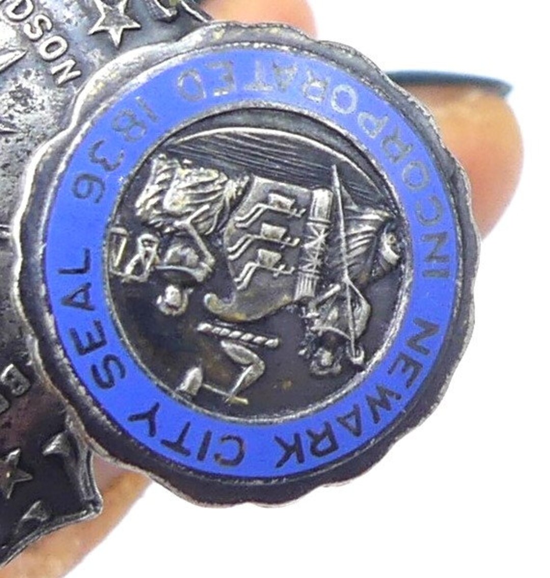 Antique New York City Seal Incorporated 1836 Hat Pins W Antique New York City Seal Incorporated 1836 Hat Pins W