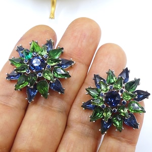 Vintage 60’s signed Crown Trifari silver tone & blue green blue rhinestone clip earrings
