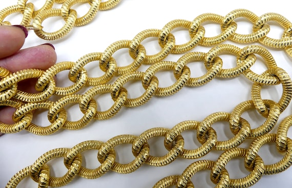 Buy Vintage High Quality Unsigned Oscar De La Renta Gold 