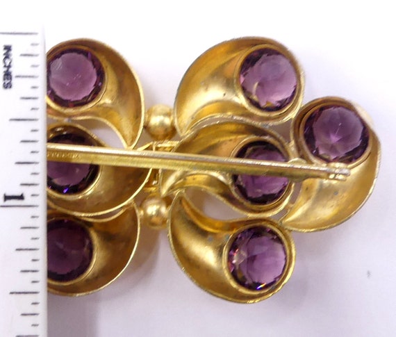 Belle Broche Ancienne En Argenté Avec Améthyste Et Perle - French Antique
