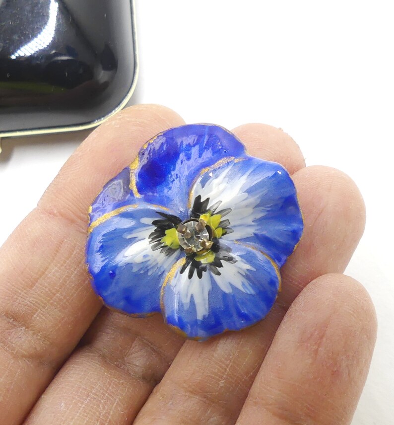 Vintage handmade blue pansy flower ceramic brooch pin A