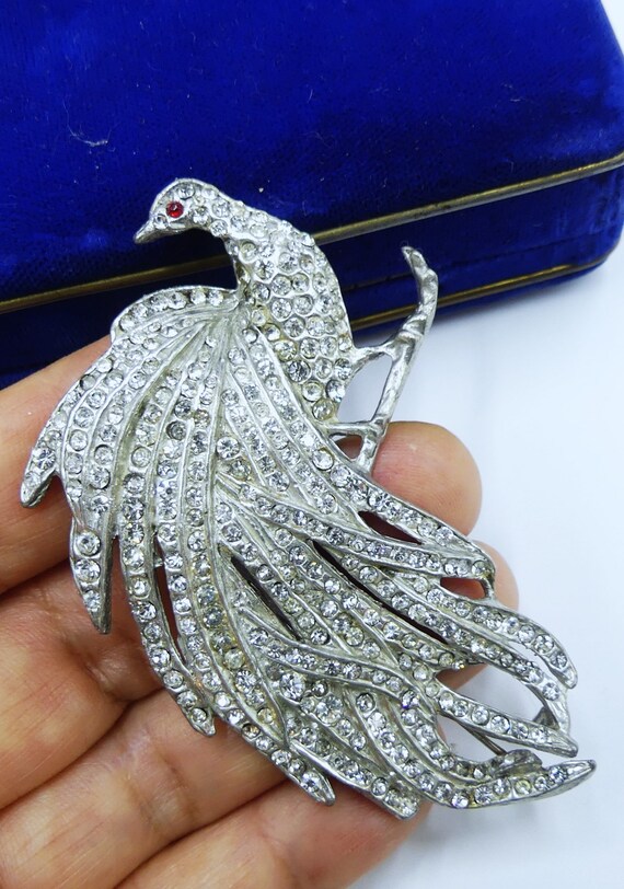 Spilla a forma di animale da donna, con strass, a