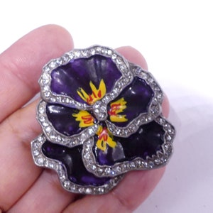 Vintage silver tone enamel hand painted & rhinestone pansy pin brooch