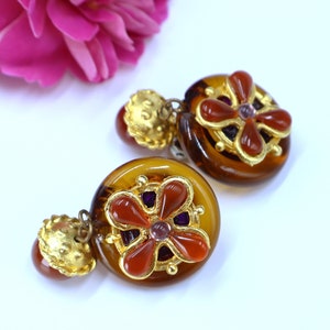 Vintage gold tone lucite carnelian color Maltese cross dangle cabochons designer runway clip on earrings