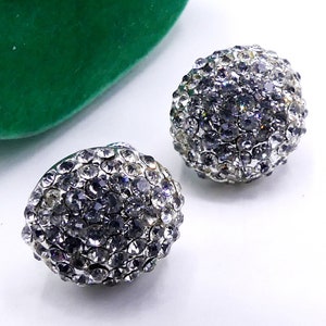 Vintage silver tone & rhinestone round screw back earrings
