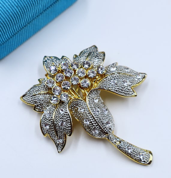 Broche Vintage Fleur Avec Strass - Ton Or - Occasion, état Intact