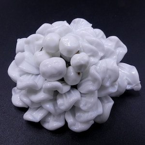 Vintage large silver tone & milk glass flower pin brooch