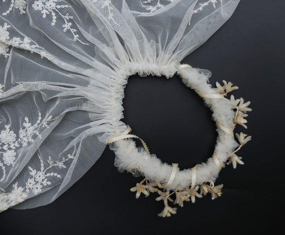 Antique 20’s French lace w tiara wax blossom shor… - image 6