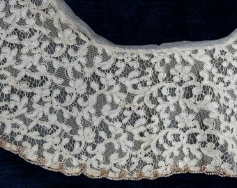 Antique French Tambour Lace Round Doily Table Runner Unused #F3 Antique French Tambour Lace Round Doily Table Runner Unused #F3