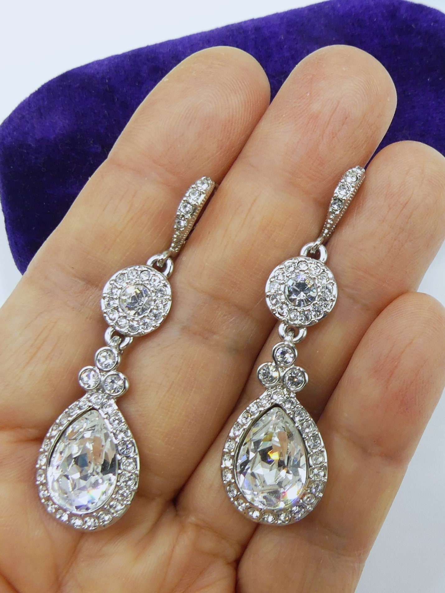 【sale】Givenchy☆Crystal Pear Drop Leverback ピアス Vintage signed Givenchy silver tone crystal pear drop lever