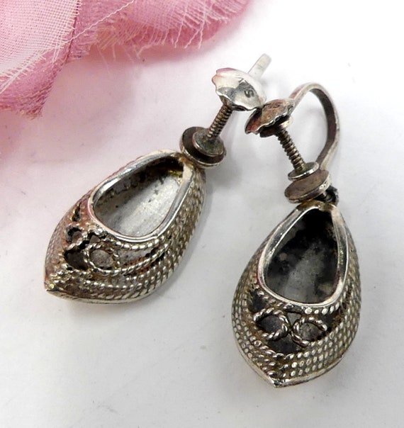 Vintage 30's marked sterling silver filigree shoes