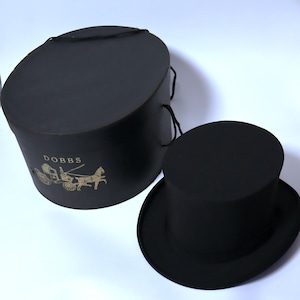 Antieke vintage Dobbs zijden hoge hoed met originele doos, kleur zwart