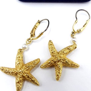 Vintage gold tone faux pearl starfish hoop earrings