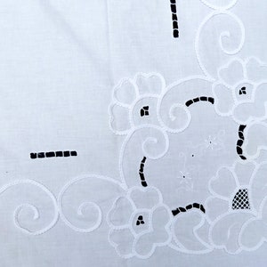 Vintage cutwork round cotton tablecloth color soft white 66”1/2 x 110”