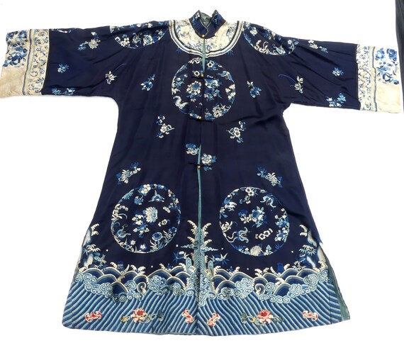 Antique Chinese handmade embroidered silk long rob