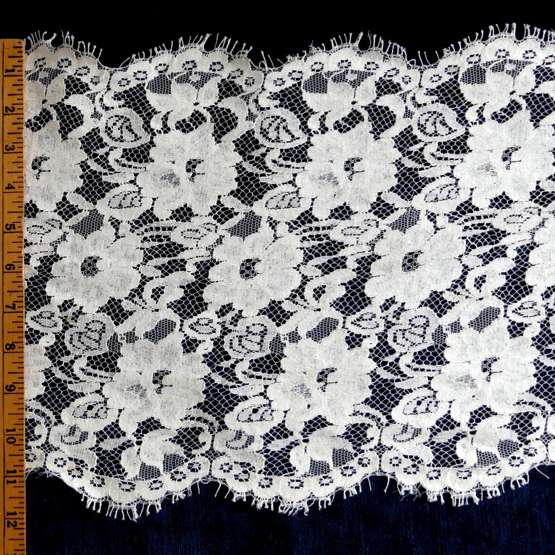 Vintage Lace Dresser Scarf 78 X 12 Etsy UK