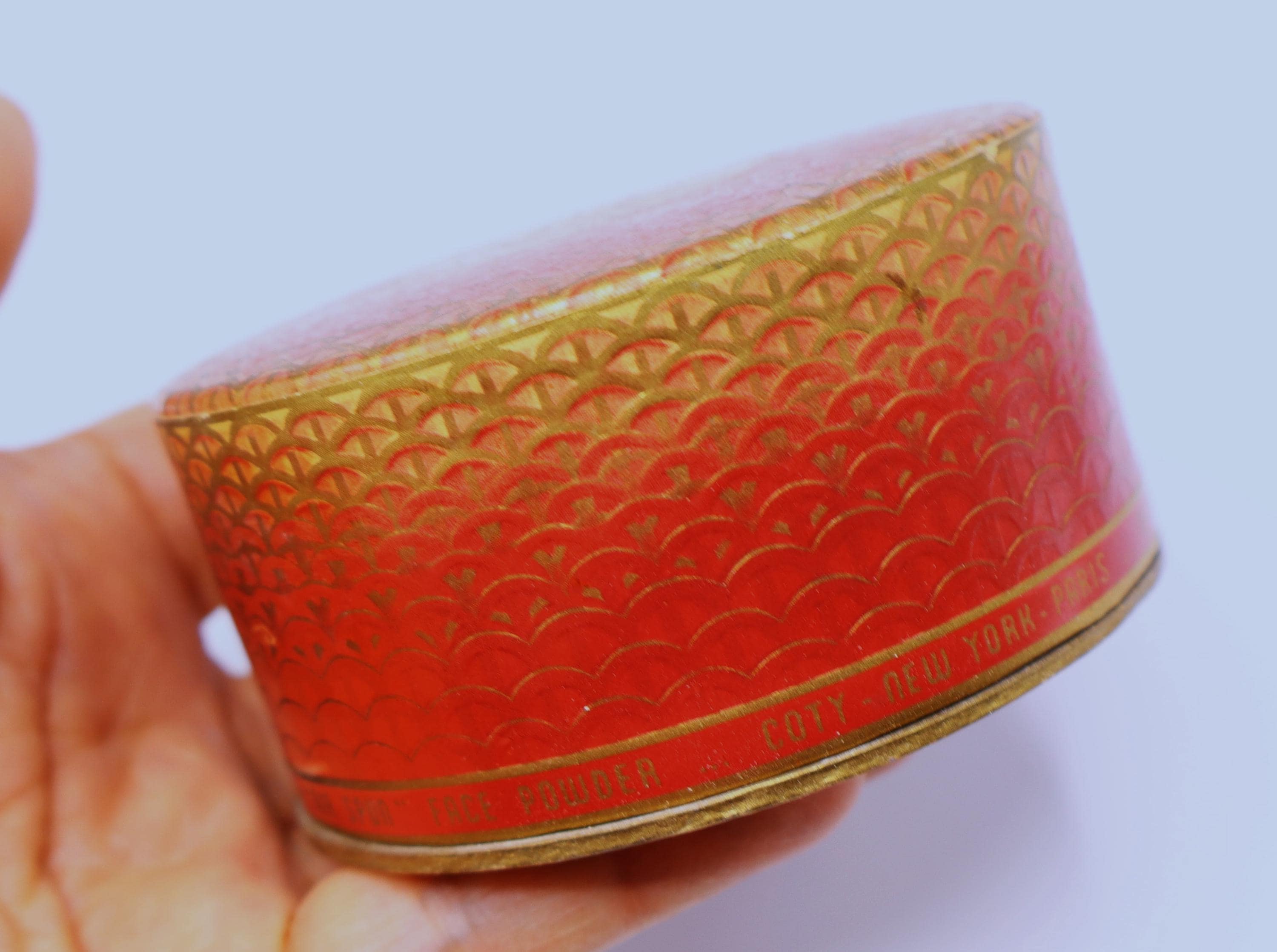 Vintage 30's Coty Red Box Vibrant Air Spun NY Paris Face Powder