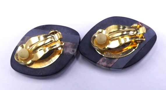 Vintage gold tone & onyx natural stone clip earri… - image 4